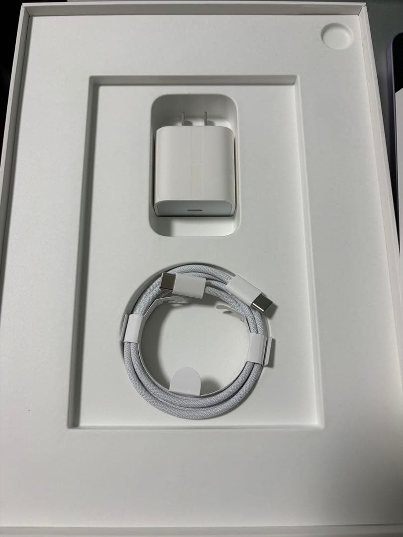 iPad Air M2 11インチ 256GB パープル 箱付き 充電不調