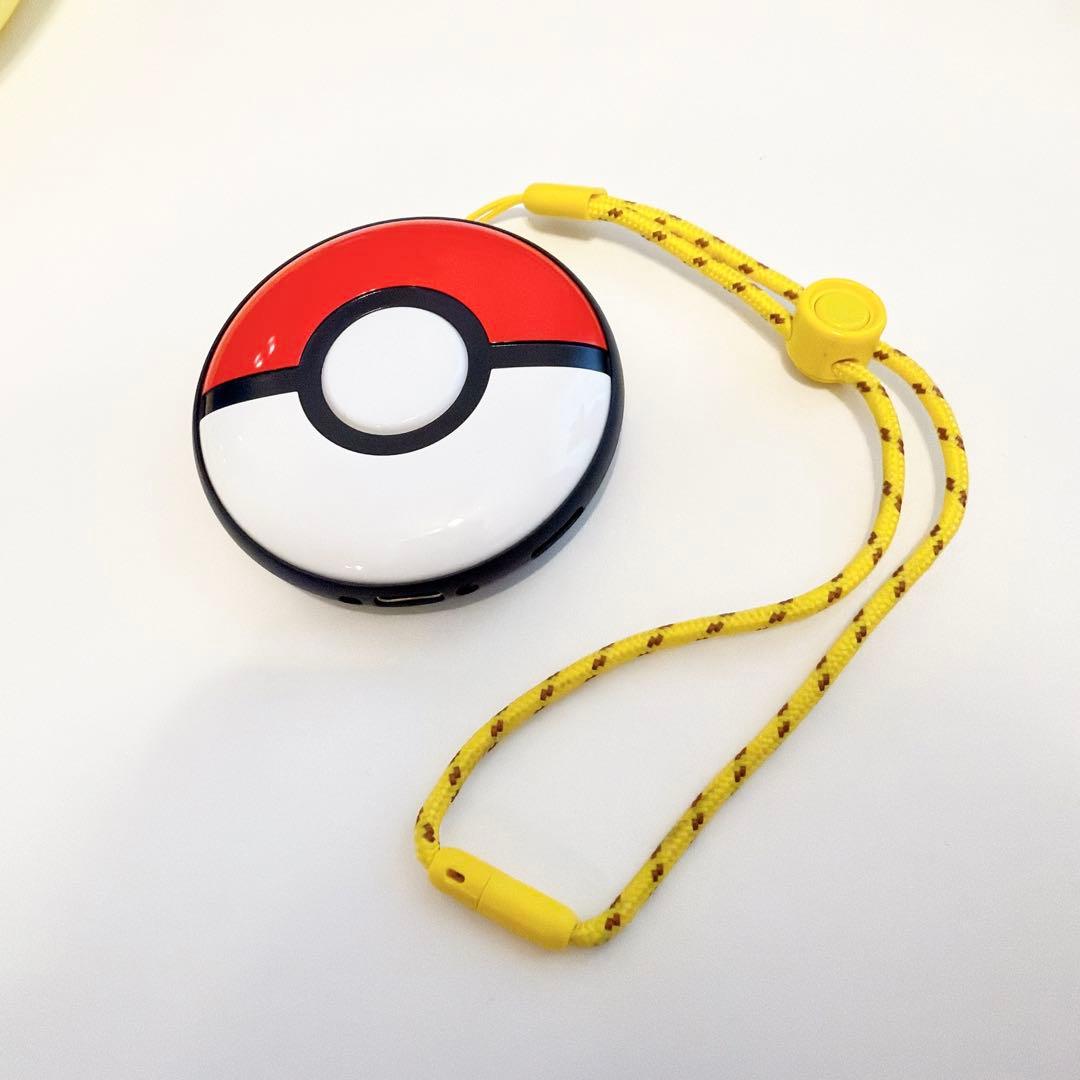 美品❤️ Pokémon GO Plus ＋ 本体 ストラップのみ 満充電済