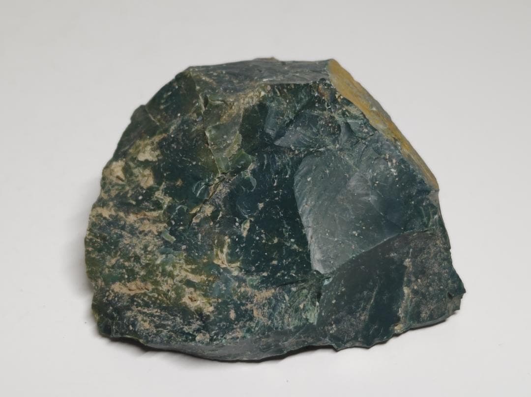 M-28 出雲石 111g 碧玉 瑪瑙 原石 鑑賞石 自然石 誕生石 鉱石 鉱物