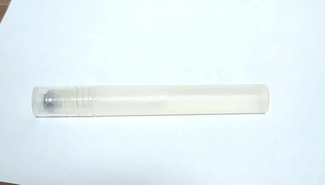 木炭屋 木酢液クリア CLEAR と ロールオン容器