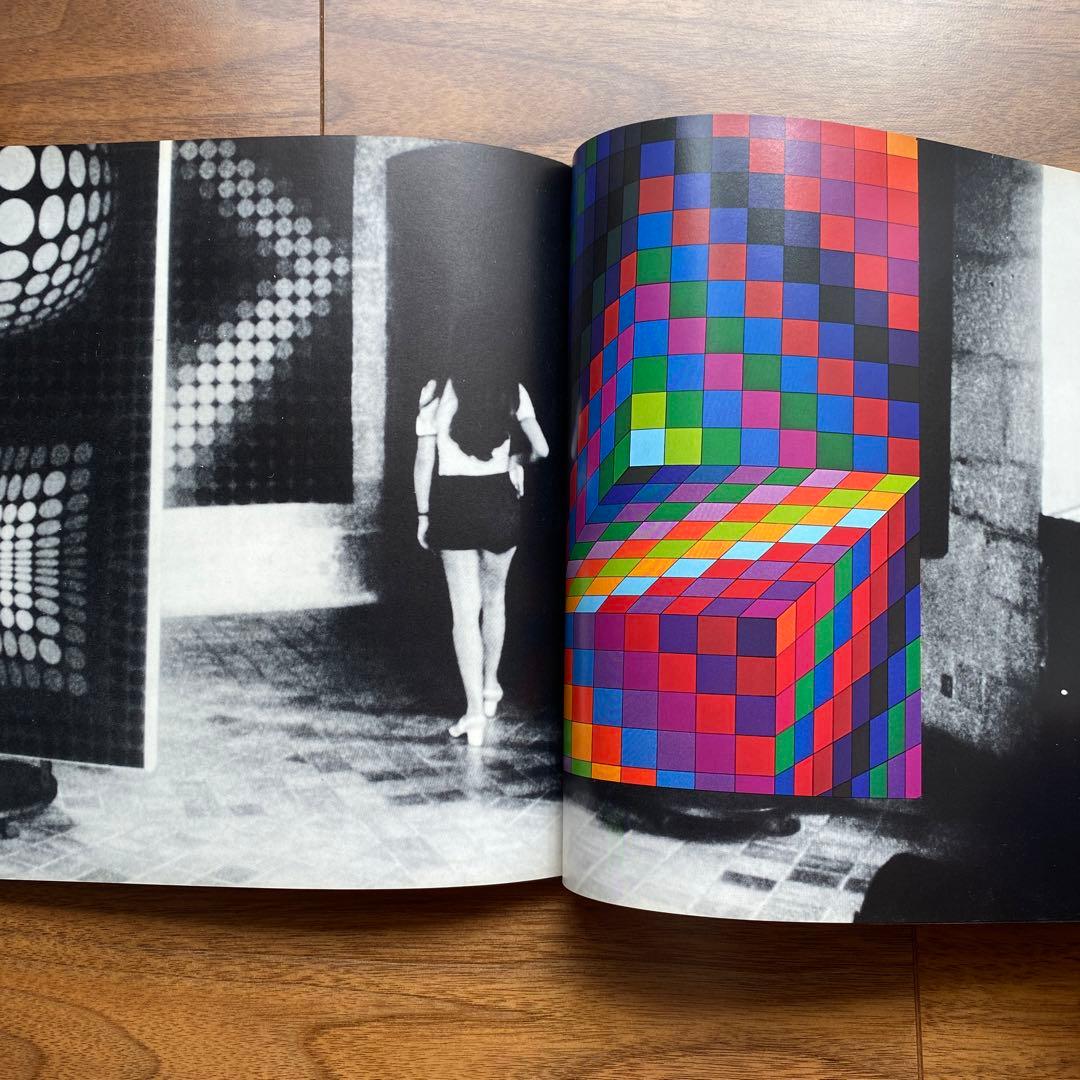 洋書/VASARELY FOLKLORE PLANETAIRE FARBWELT