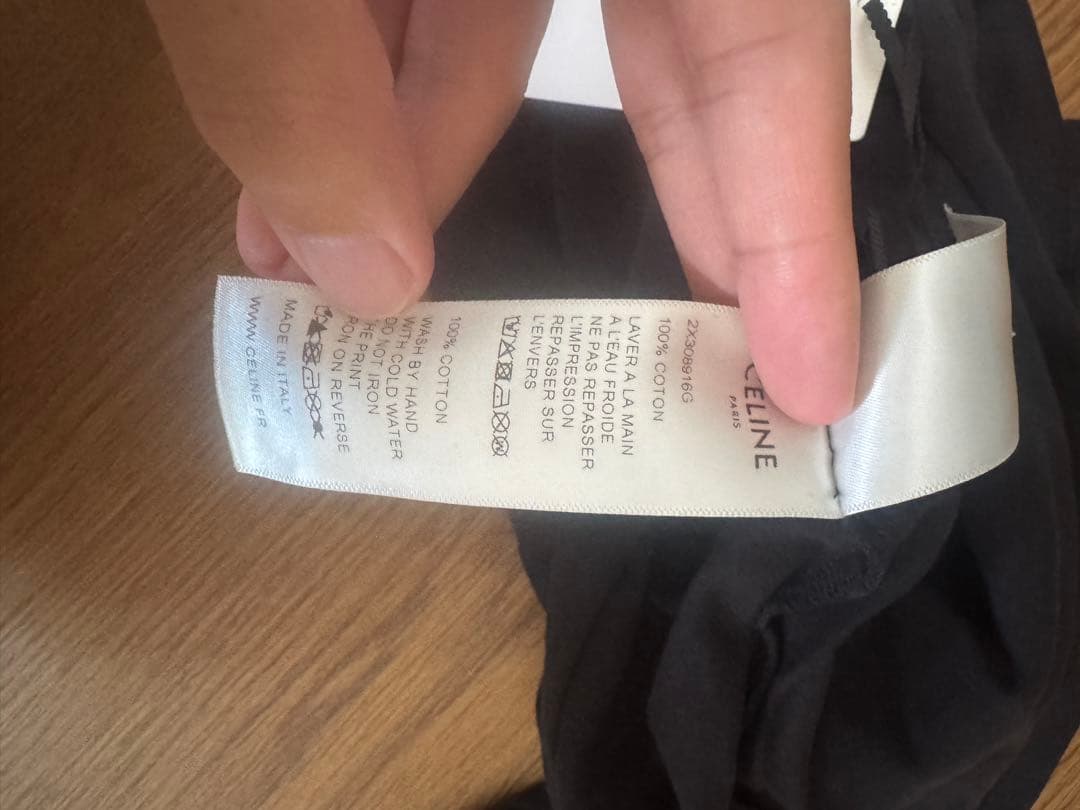 CELINE Tシャツ　ロゴ　ブラック　セリーヌ