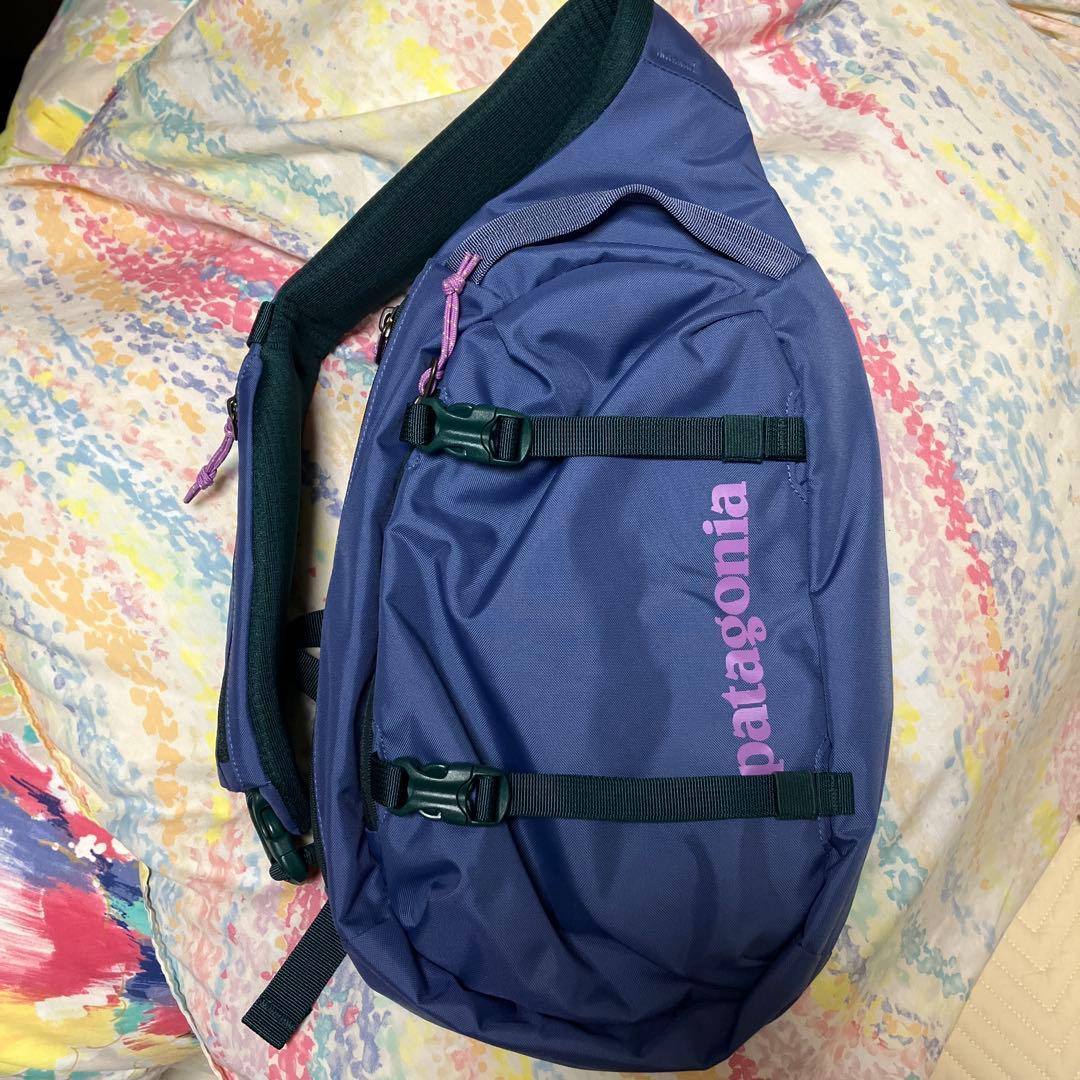 Patagonia アトム・スリング 8L カラー Current Blue