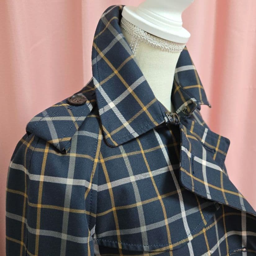 新品・未使用★COACHチェック柄トレンチコート　XS/M　ミディアム丈ベルト付