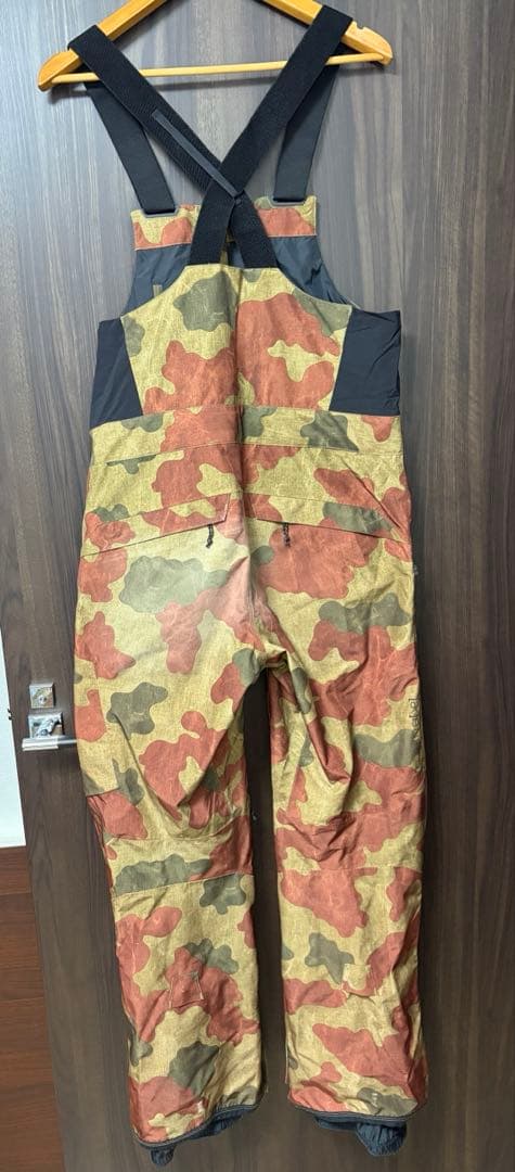 Burton ak カモフラ ビブパンツ GORE-TEX Mサイズ バートン