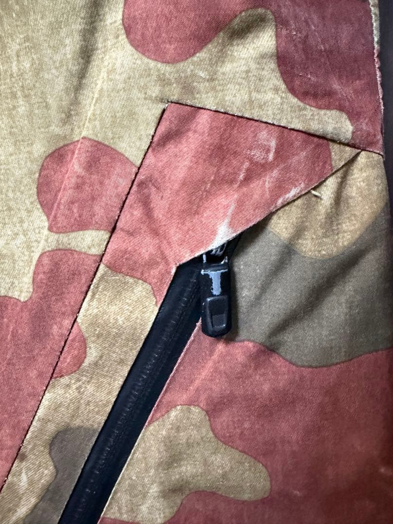 Burton ak カモフラ ビブパンツ GORE-TEX Mサイズ バートン