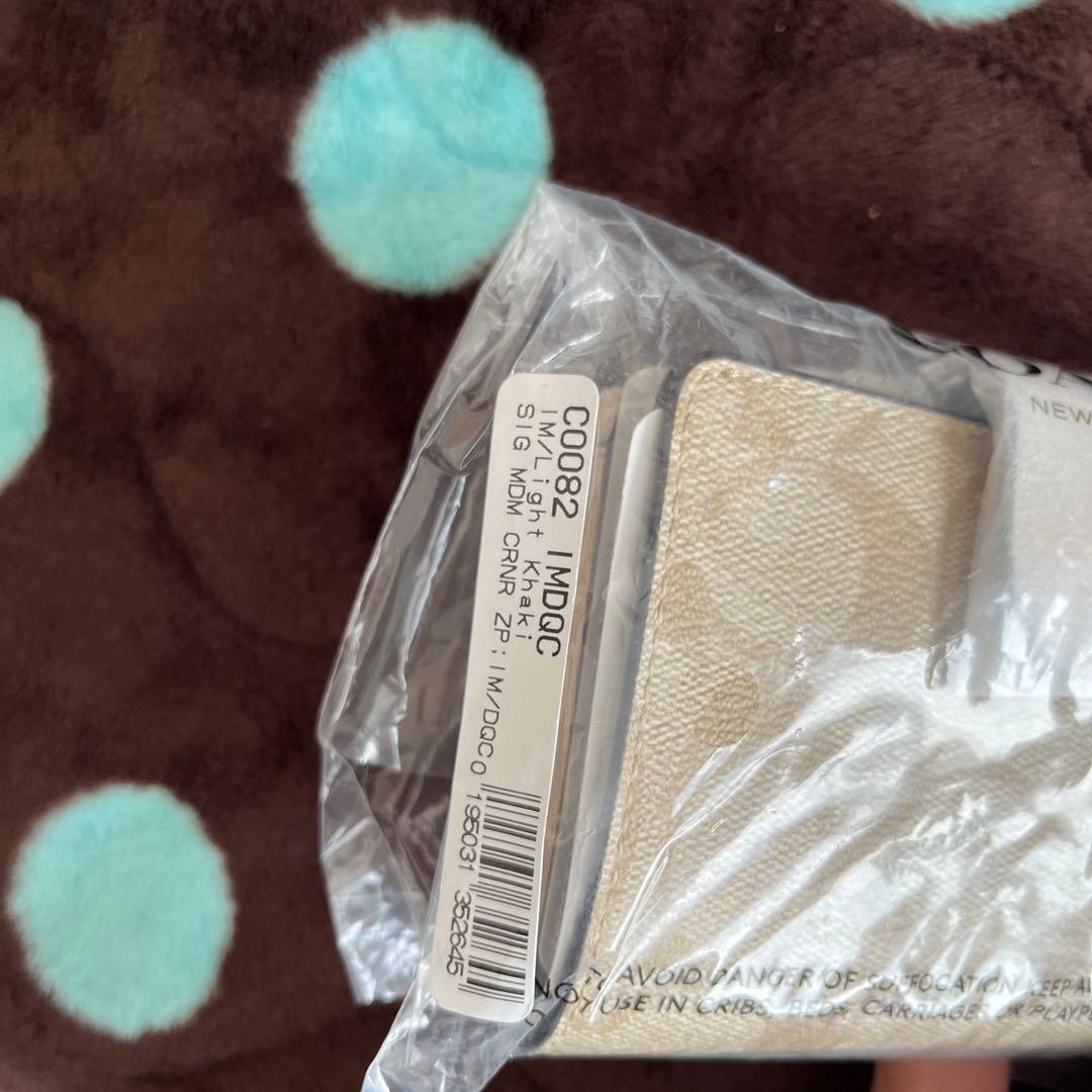 COACH 二つ折り財布 C0082/MIDC ホワイトカーキ