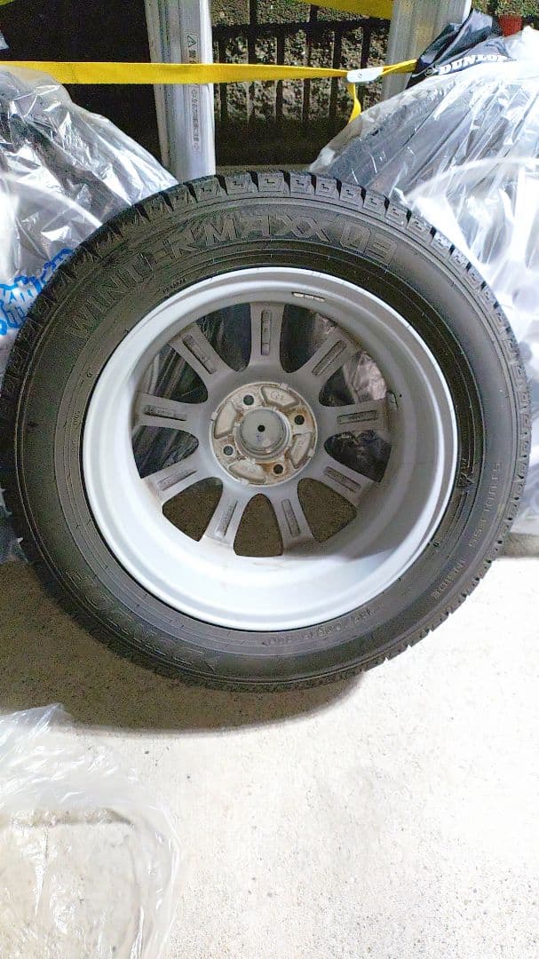 値引き相談可！ 2024年購入 15インチ スタッドレス ホイール４本セット