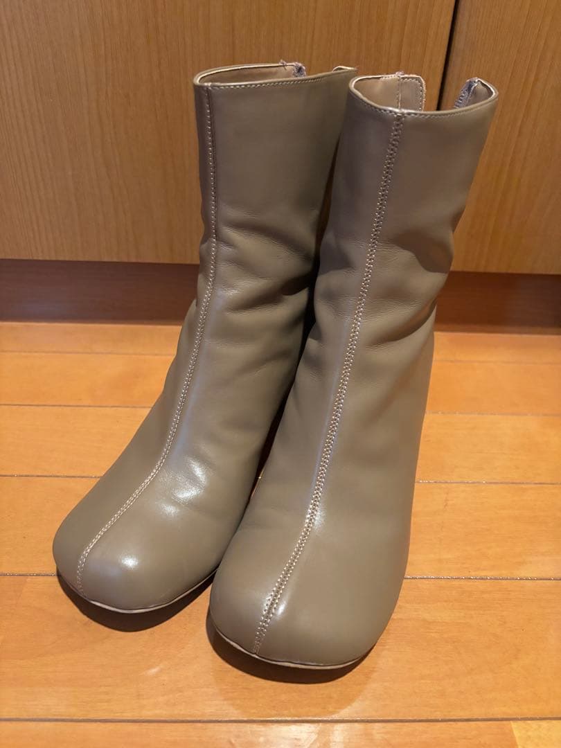 SLOBE IENA スクエアトゥショートブーツ ベージュ 25.0
