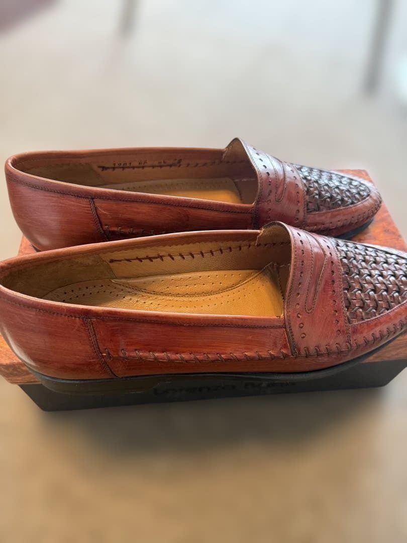 美品Lorenzo Banfi レザー デッキシューズ