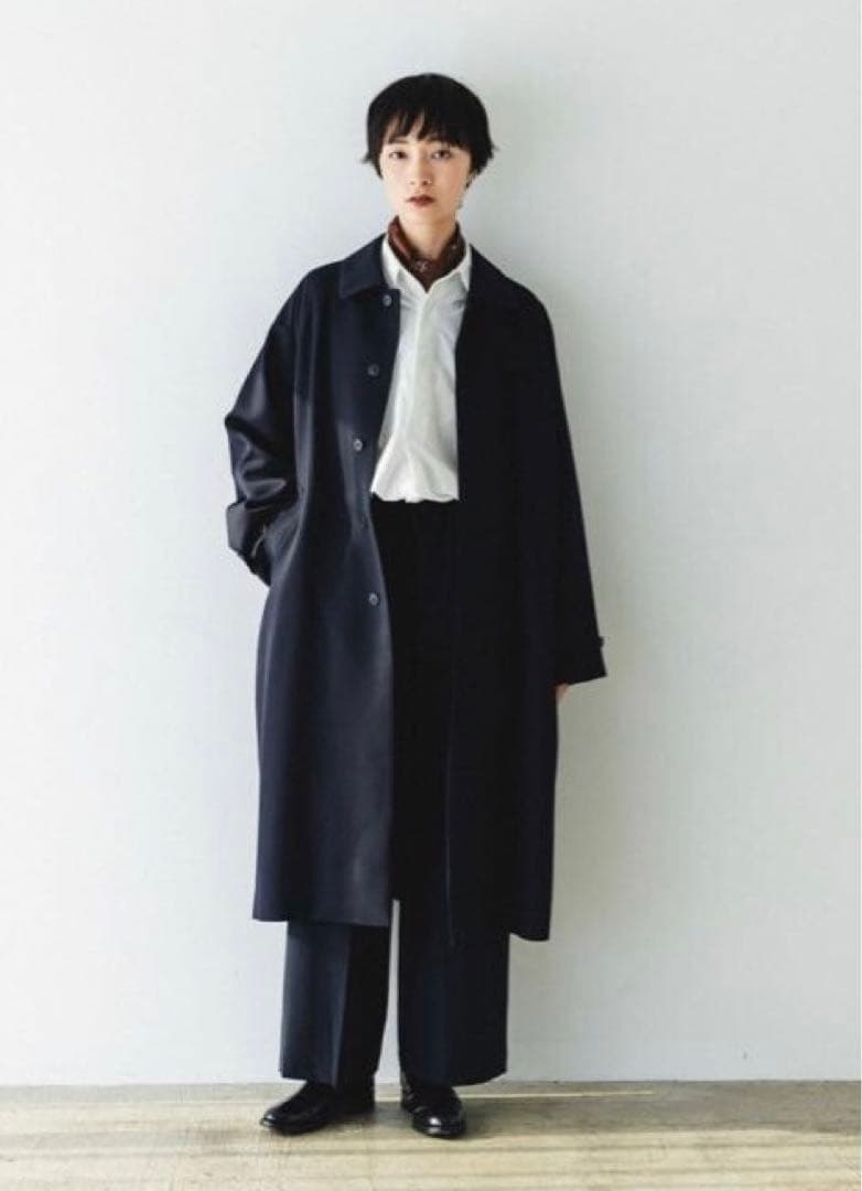 新品タグ付き　かぐれ　ウーステッドウールコート　NAVY