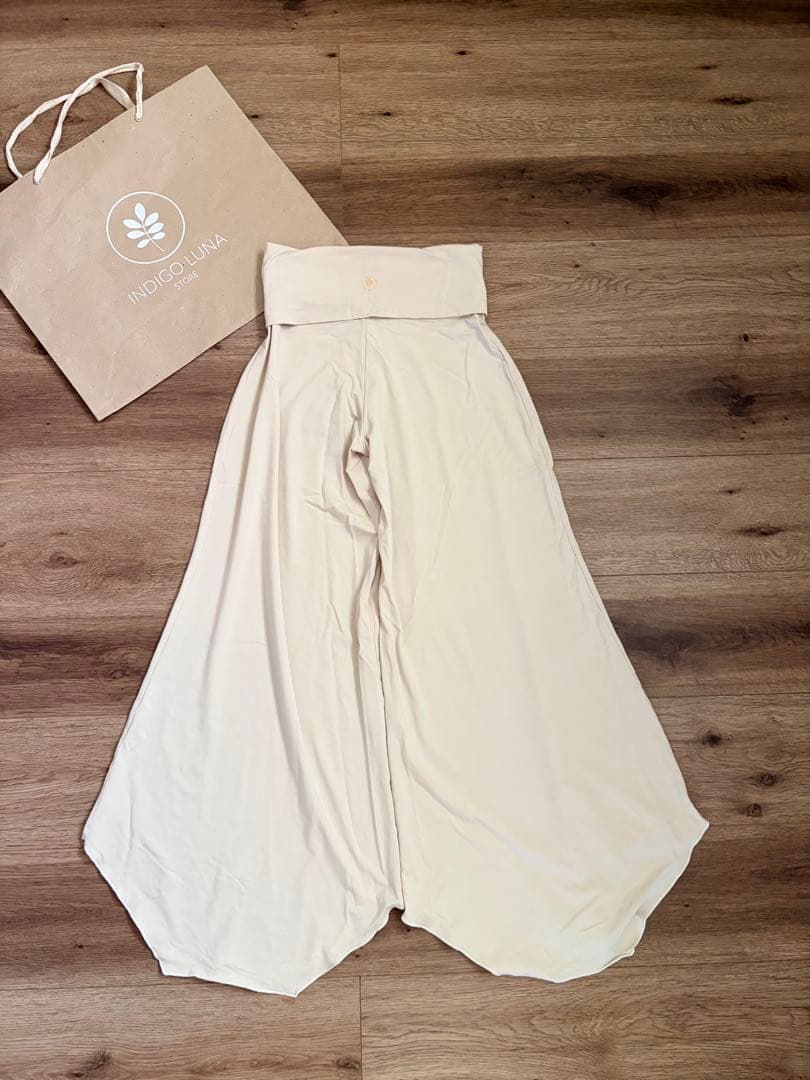 indigo luna ◆Layla Flares Pearl S