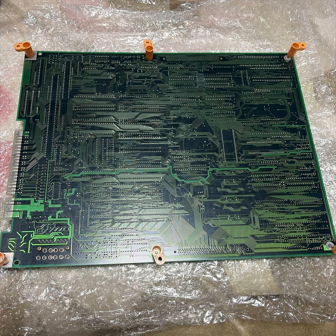 動作未確認　中古　タイトー　ハットトリックヒーロー93 基盤のみ