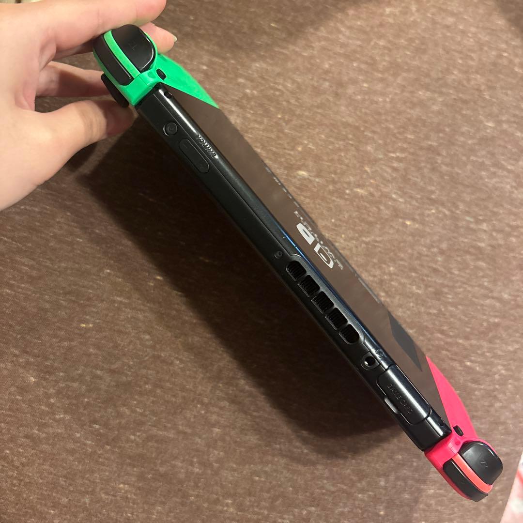 あ*様 Nintendo Switch グリーン/ピンク 本体のみ