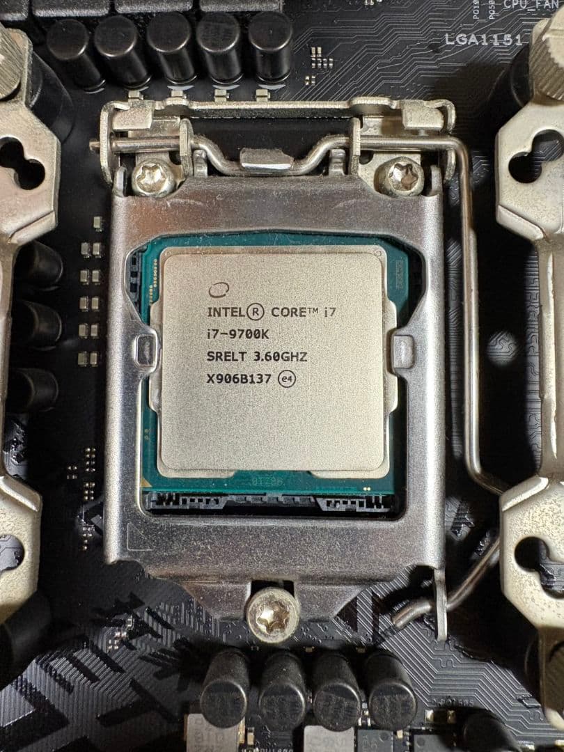 i7-9700K Z390-F DDR4 16GB GTX960 動作確認済