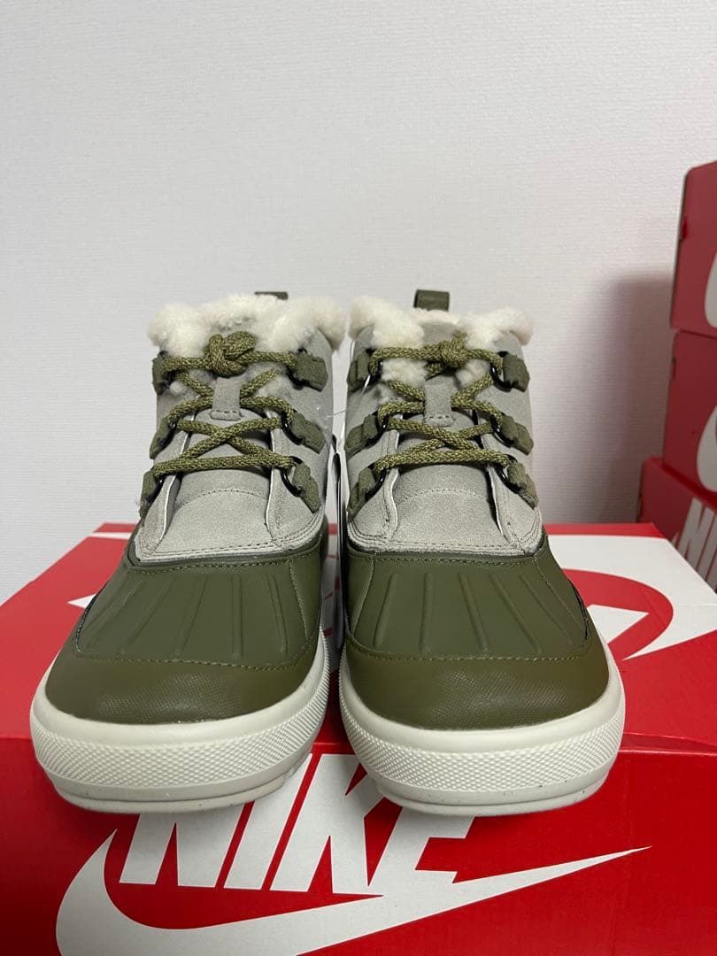 【新品未使用】 Nike ウィメンズ ウッドサイド チャッカ２（25.5）