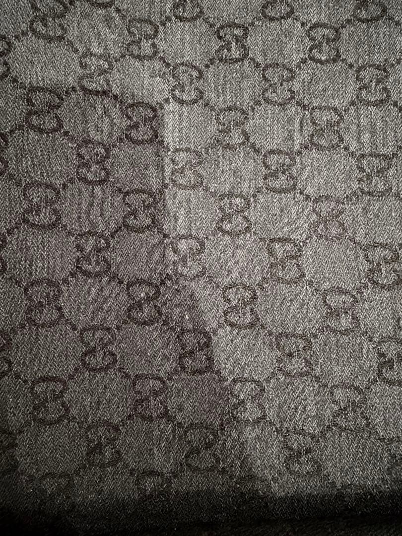 GUCCI ダークグレー GGパターン 大判ストール