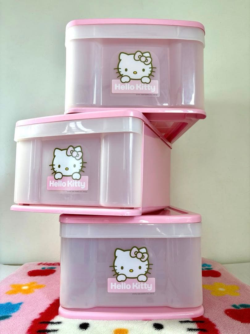 HelloKitty 収納ケース　キティ　3段チェスト　引き出し　平成レトロ