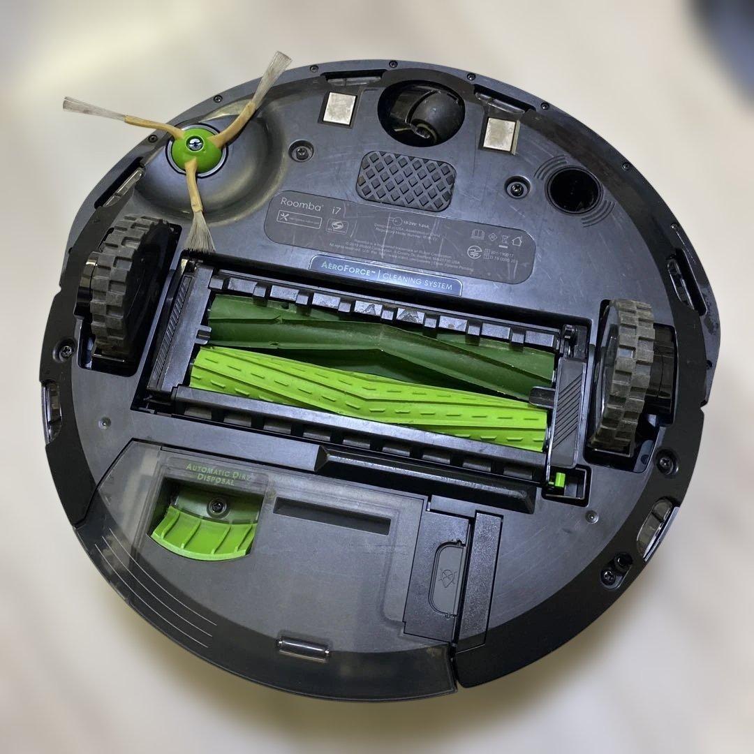 iRobot Roomba i7+ (ルンバ i7+)