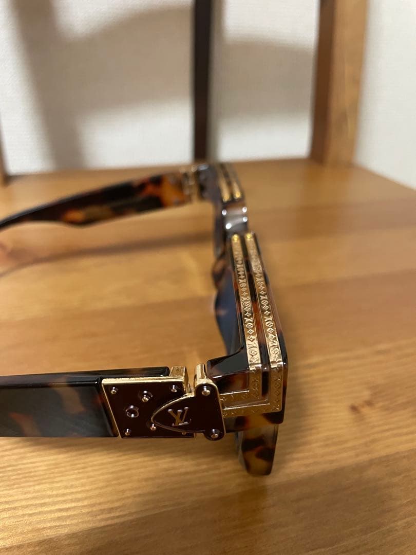 美品 Louis Vuitton ミリオネア サングラス トータスシェル