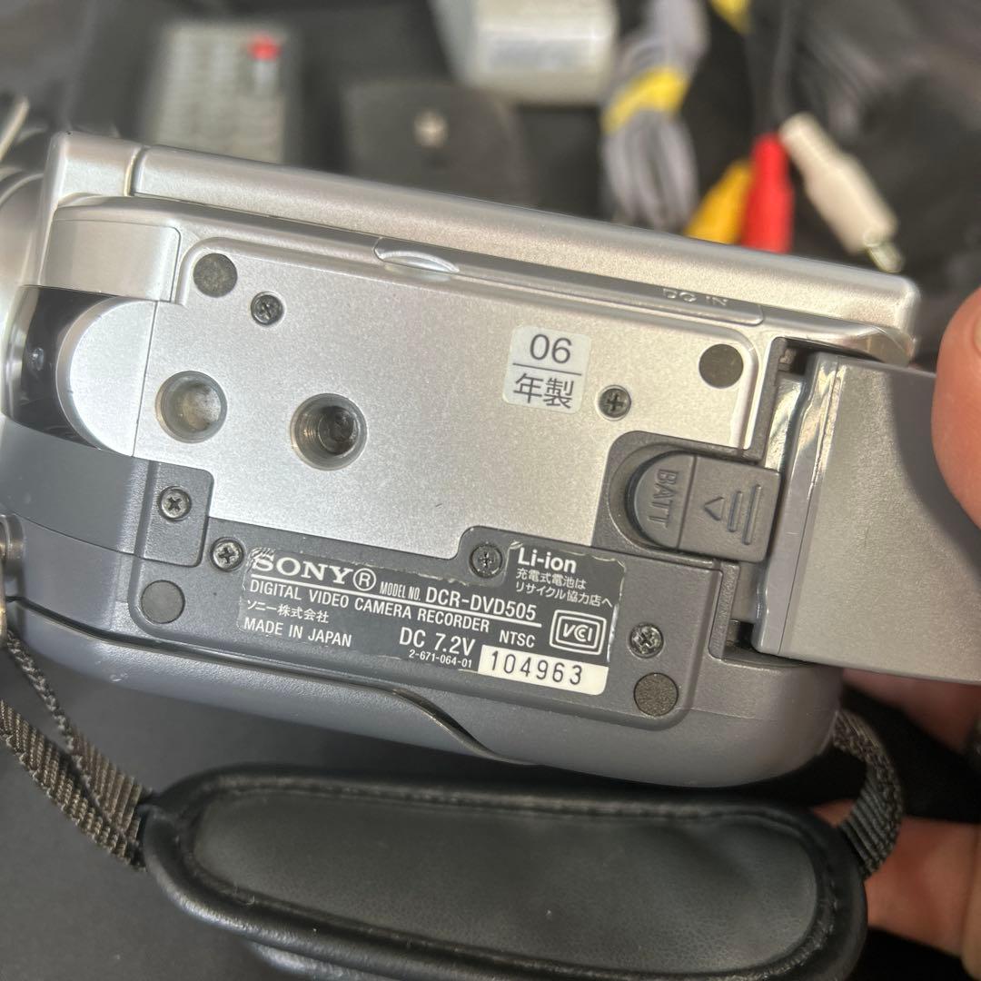 SONY ソニー ハンディカム DCR-DVD505 中古品