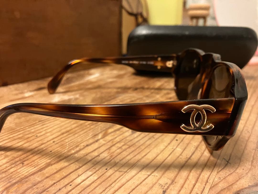 た*や様 CHANEL ブラウン サングラス べっ甲