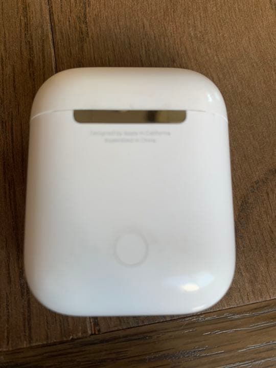 Apple 純正 AirPods 早い者勝ち