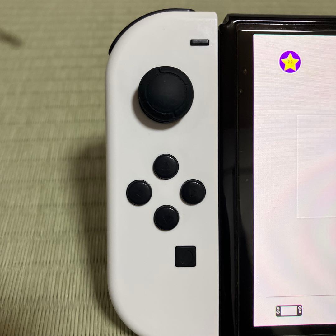 Nintendo Switch有機ELモデル　ホワイト　SDカード付(128)
