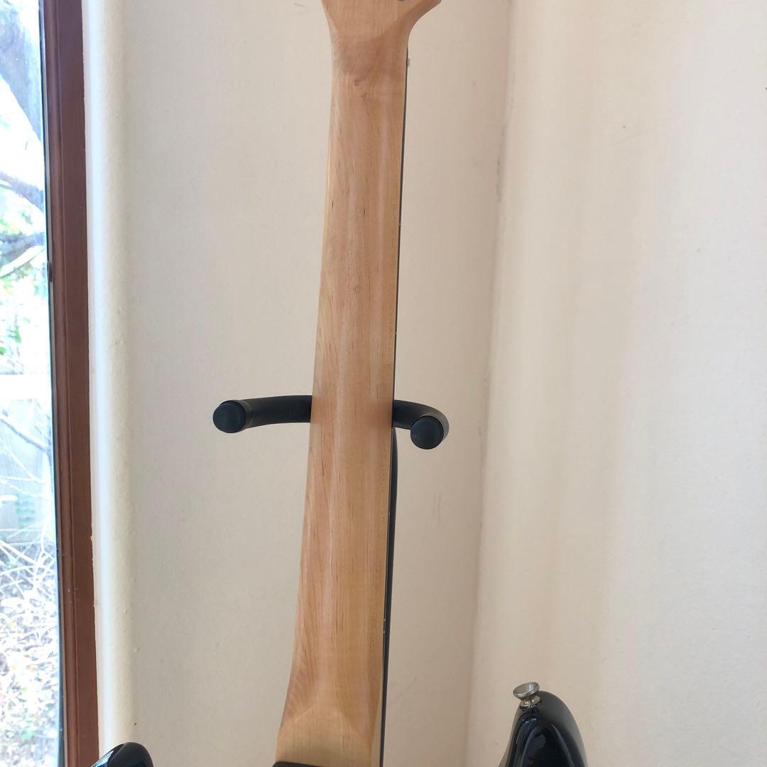Legend Stratocaster サンバースト　ストラトタイプ