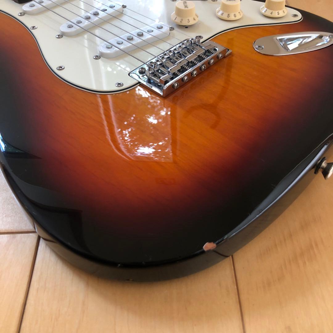 Legend Stratocaster サンバースト　ストラトタイプ