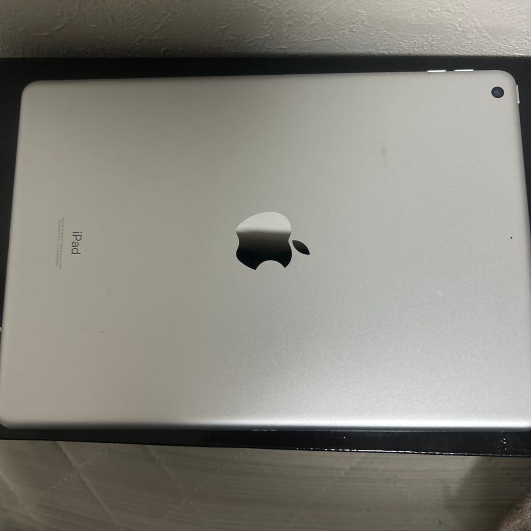 iPad本体 cona2415