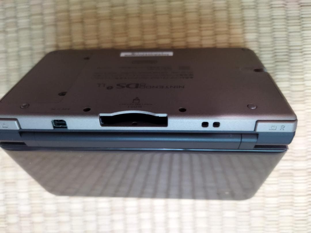 ニンテンドー DSi LL本体　ダークブラウン　動作Ok  任天堂