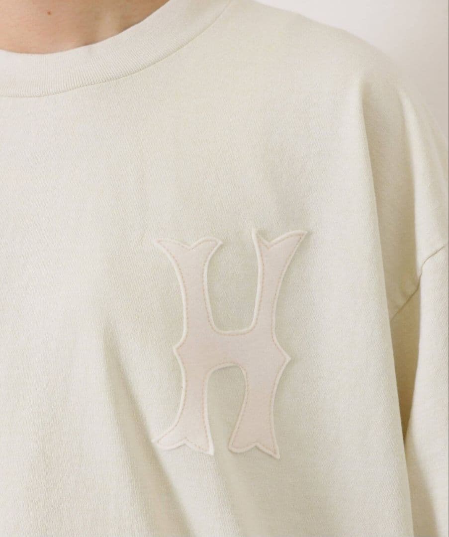 JOURNAL STANDARD LUXE 【HARi】 H Tシャツ