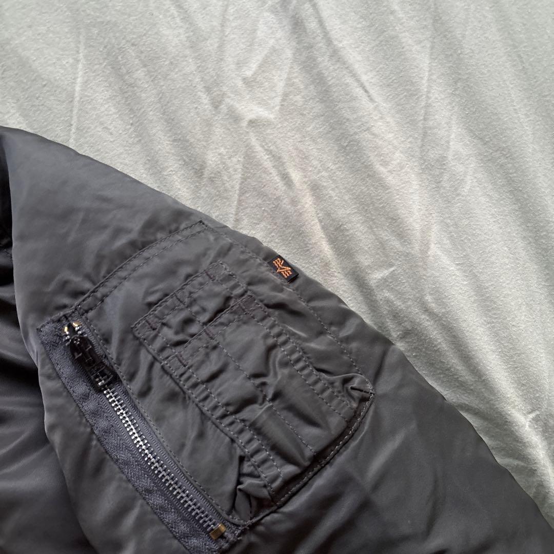 ALPHA INDUSTRIES N-2B型 MA-1 フライトジャケット