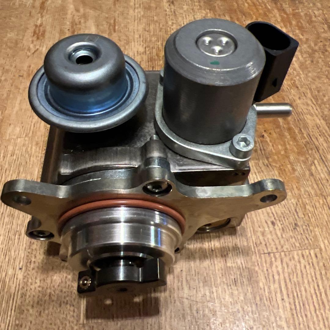 【最終値下】 MINI R56 純正高圧燃料ポンプ　13517588879