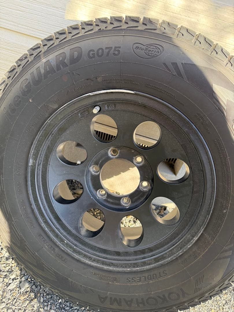 ジムライン スタッドレス 215/80R16 ランクル ハイラックスサーフ