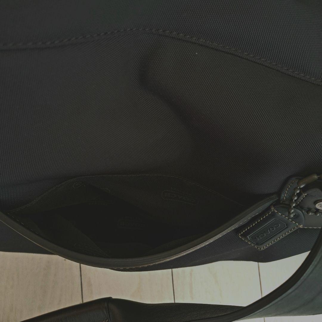 COACH 大容量 黒のボストンバッグ 旅行用バッグ