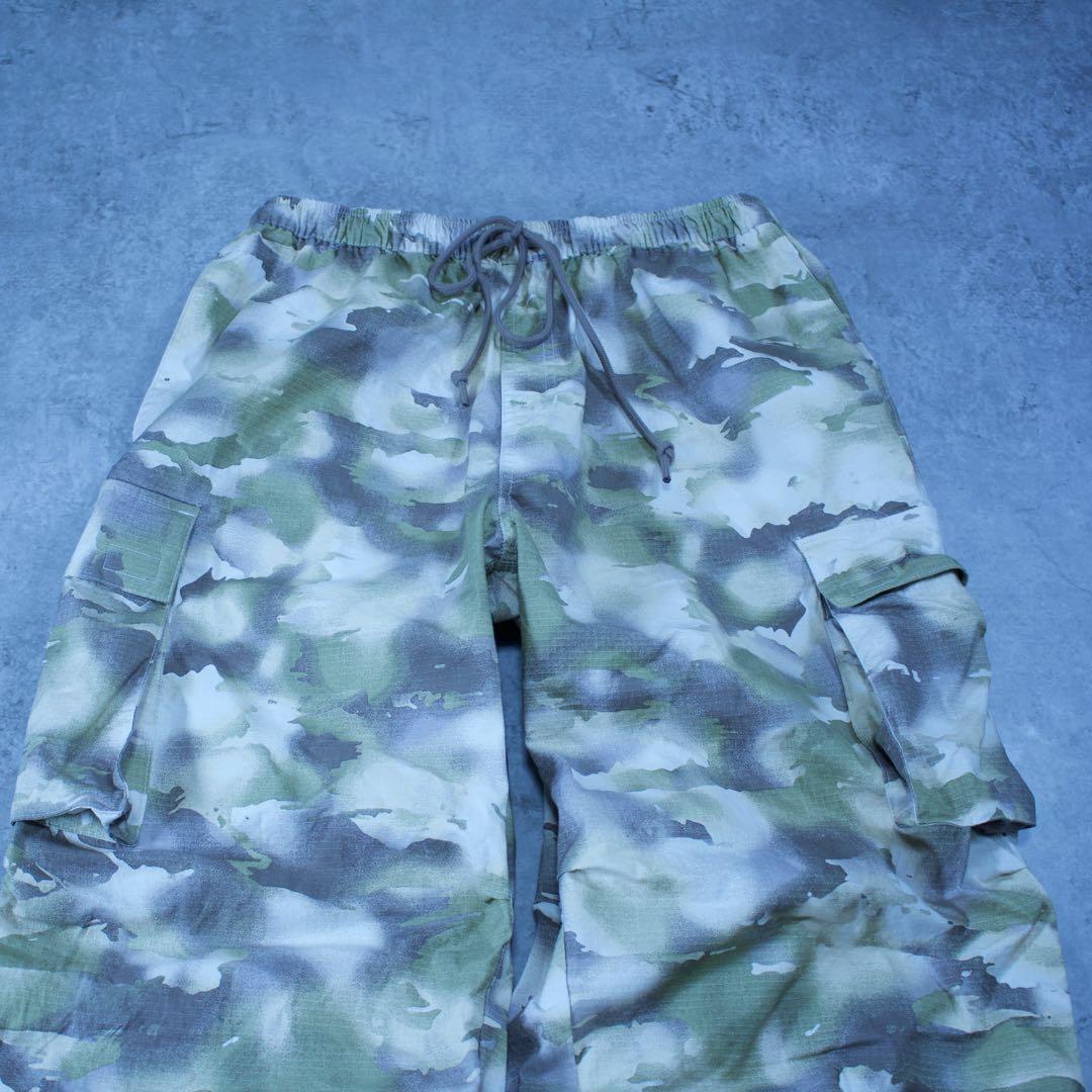 青*様 [美品]NIKEリップストップ　カモ柄ワイドカーゴ　サイドロゴ　良品　調
