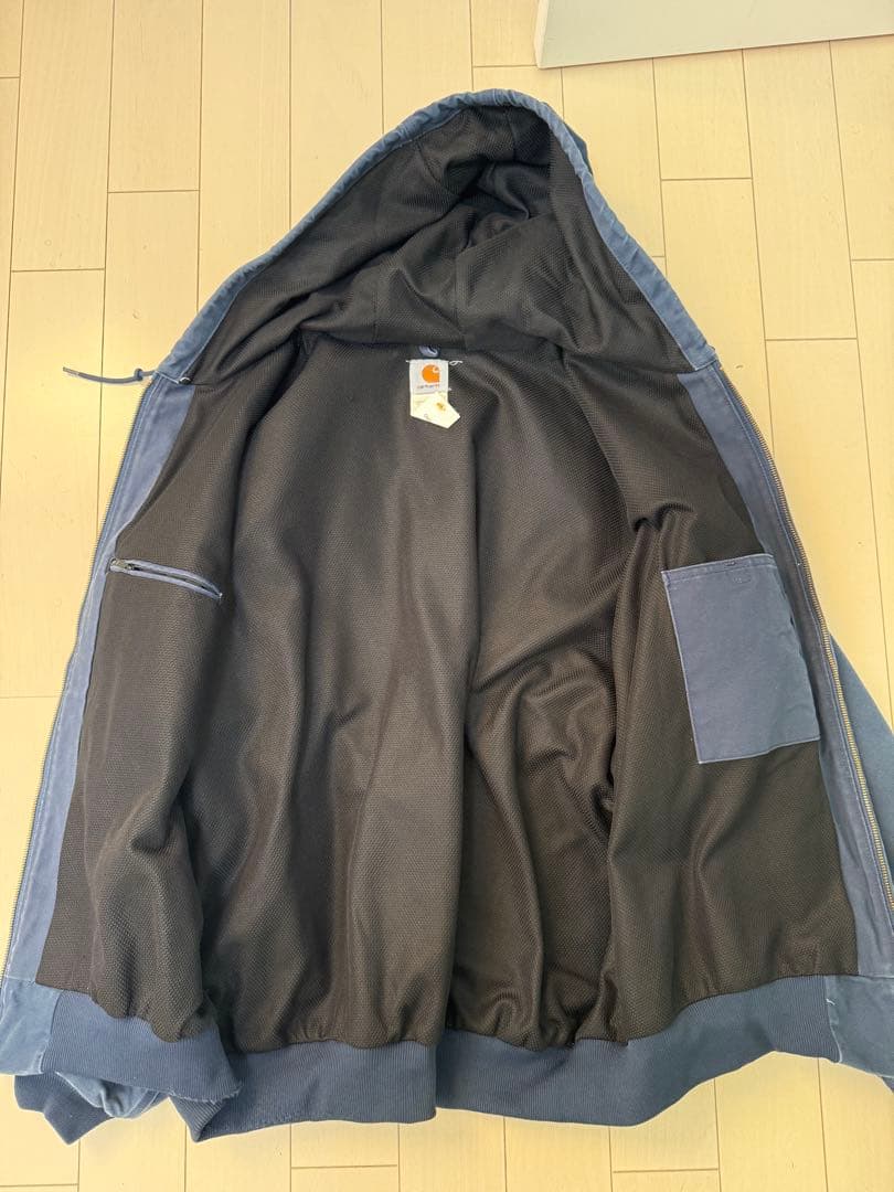 マツー　Carhartt アクティブジャケット