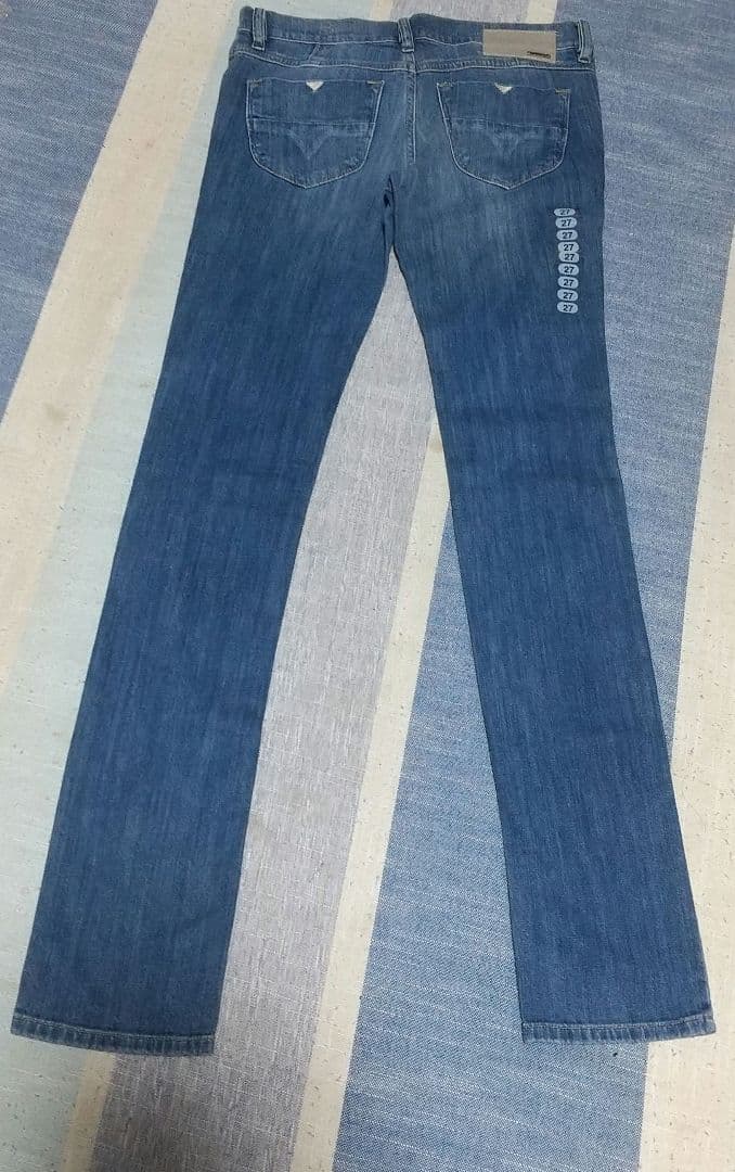 新品 DIESEL スリムフィット デニムパンツ
