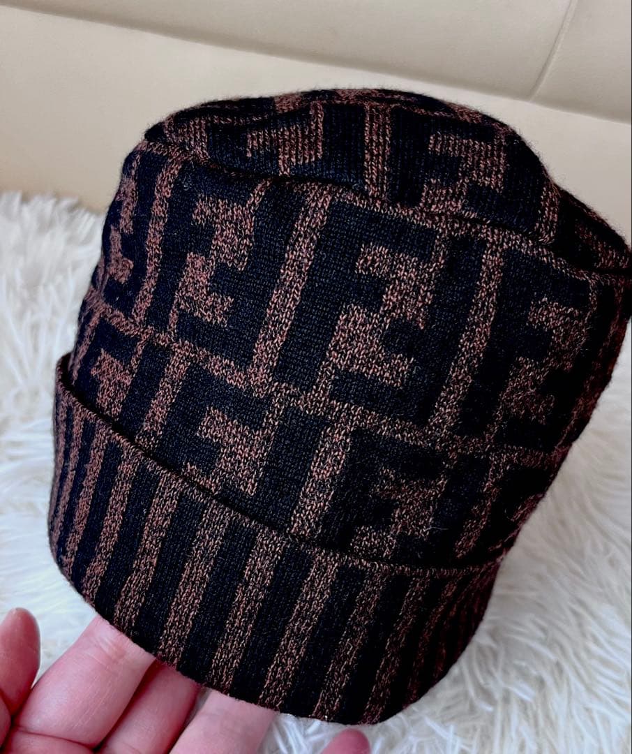 Fendi ロゴ入りズッカ柄ニットビーニー　ブラック×ブラウン