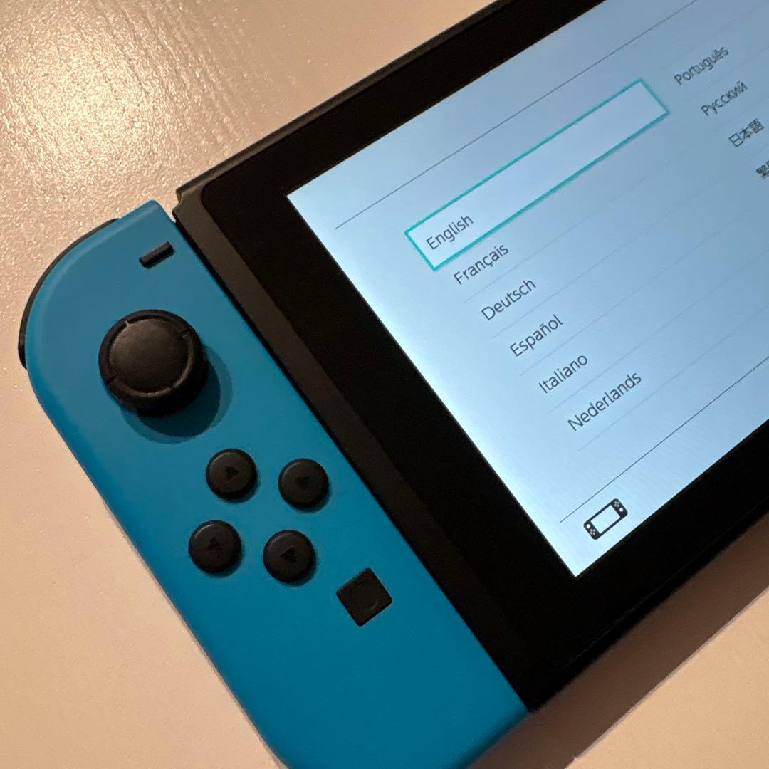Nintendo Switch 本体　 SDカード付き　すぐ遊べます！