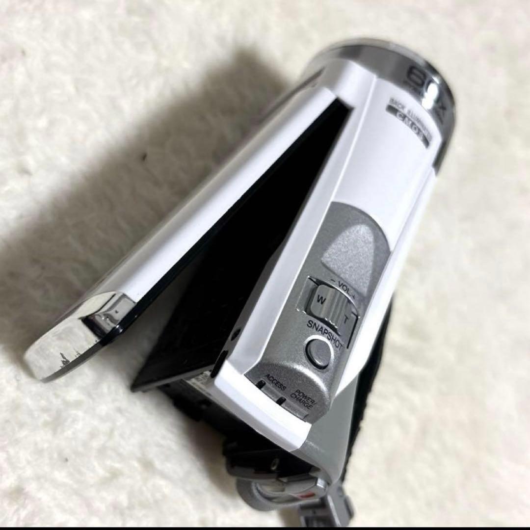 JVC ビデオカメラ　GZ-E750-W カメラ　バッグ付　ホワイト　稼動品