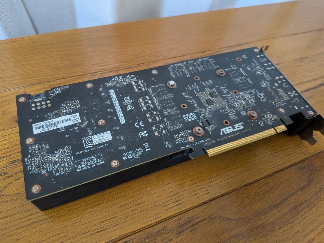 GTX1060　6GBモデル　ASUS　グラフィックボード