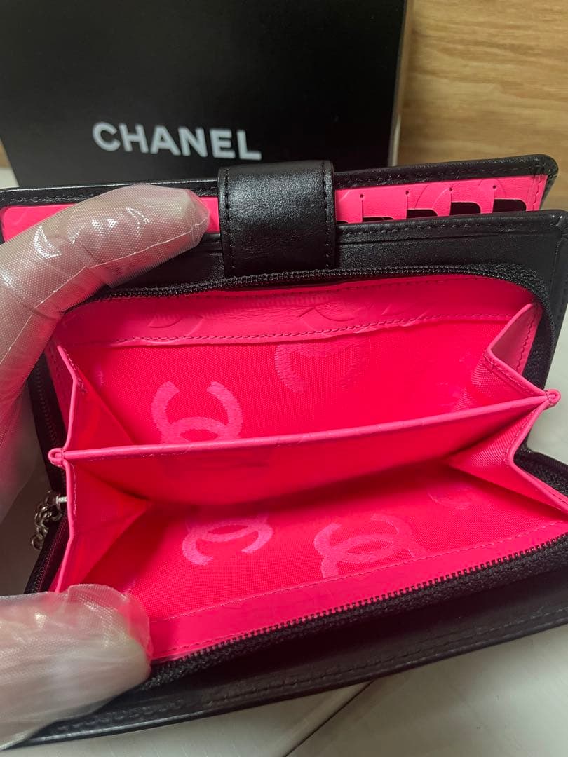 最終【超美品】CHANEL財布（キルティングレザー黒×ピンク）