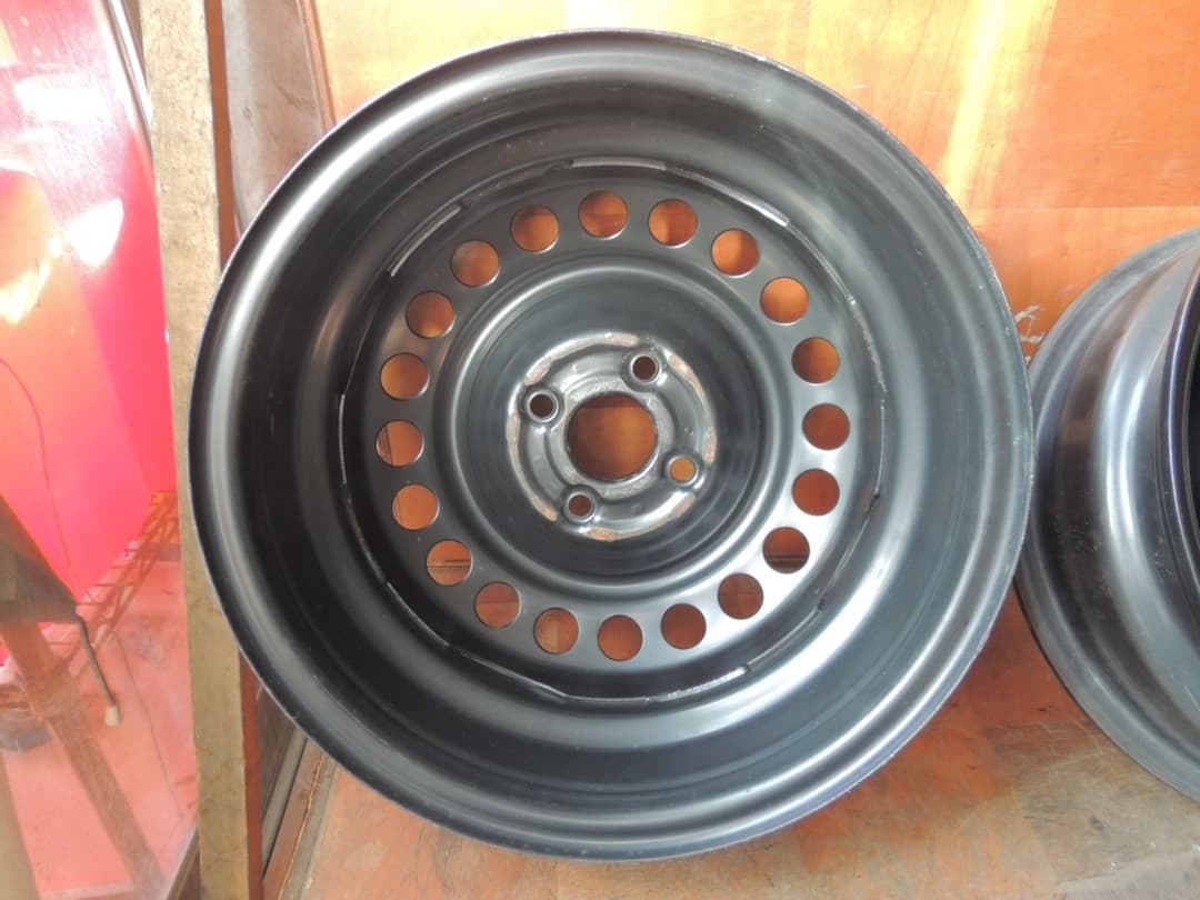 C130 15x6J 4穴 スチールホイール 15インチ 4本 フィット