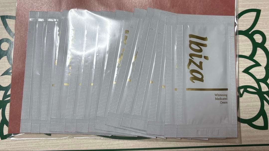 新品未開封 Ibiza 薬用クリーム35g×２本、２g×14個