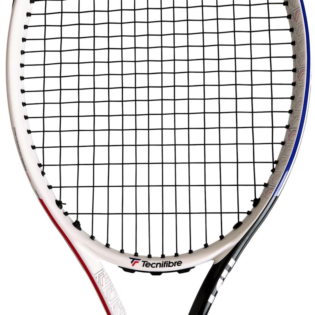 Tecnifibre T-FIGHT 300 テクニファイバー　テニスラケット