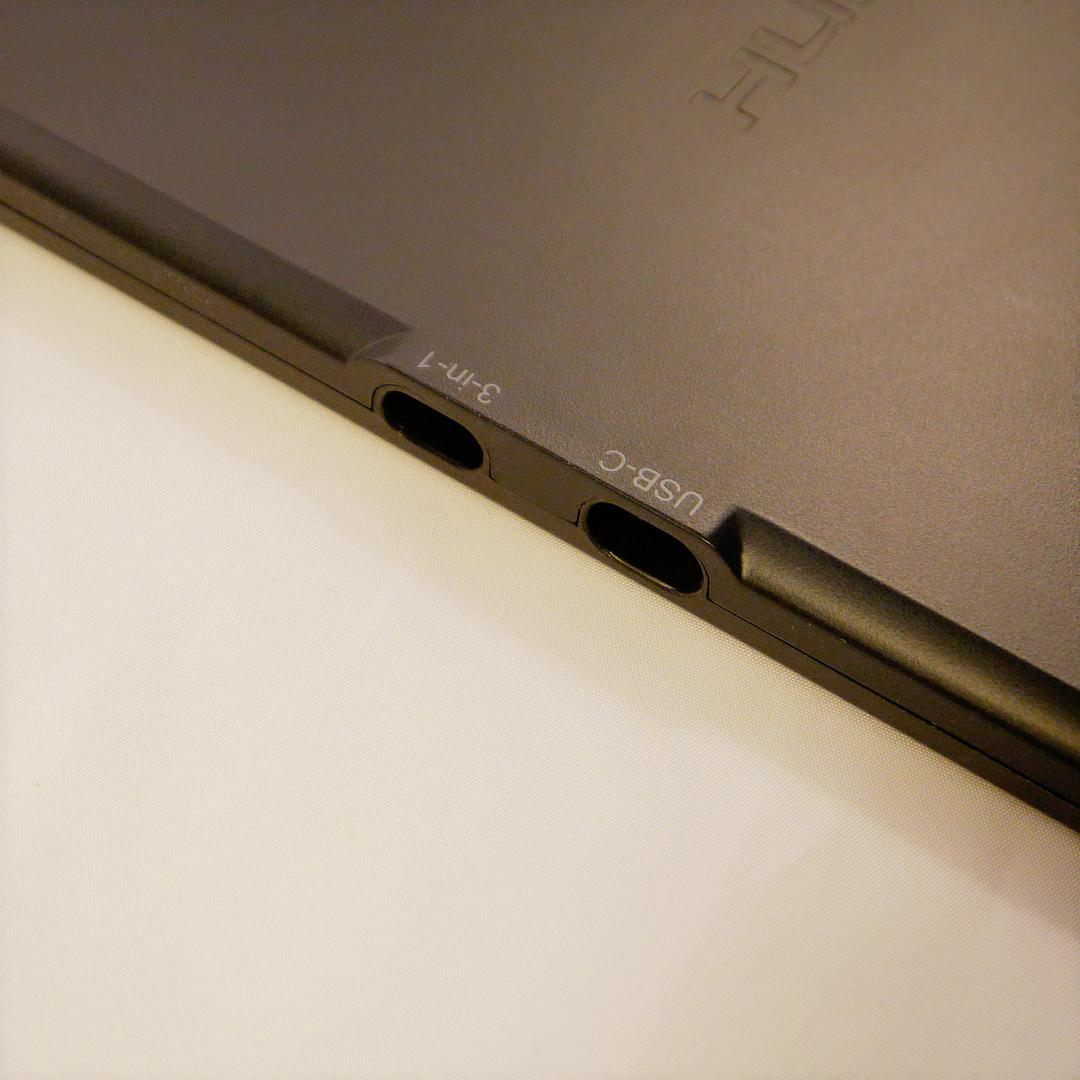 Huion Kamvas 12（無印）液晶ペンタブレット