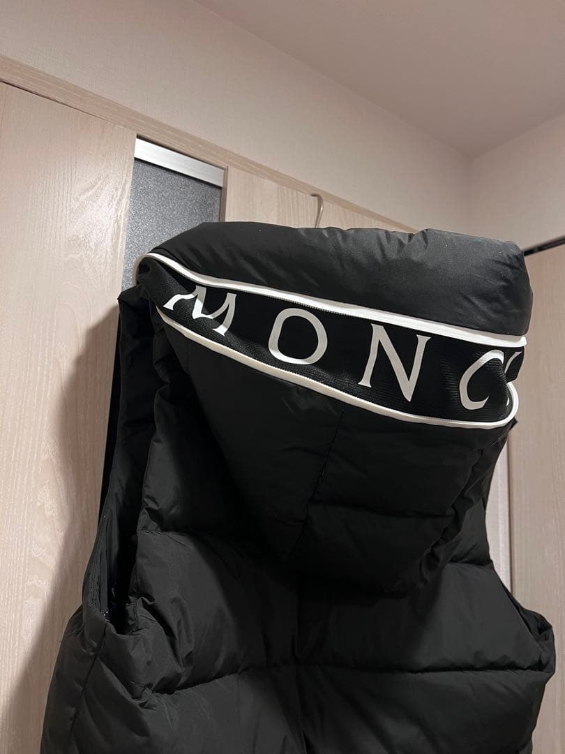 MONCLER カルダミン　cardamine ブラックダウンベスト